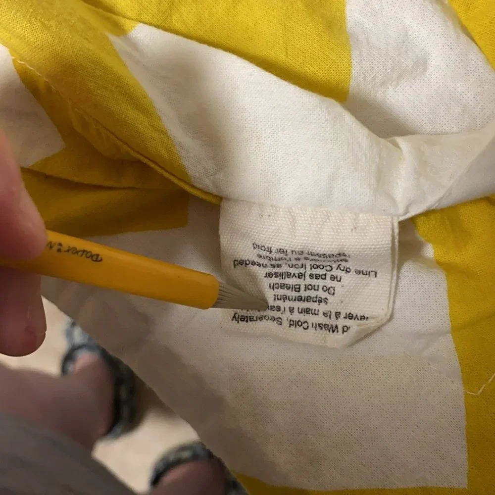 *Urban Outfitters Chevron Zig Zag Yellow Duvet Cover + Pillow Shams Full Queen